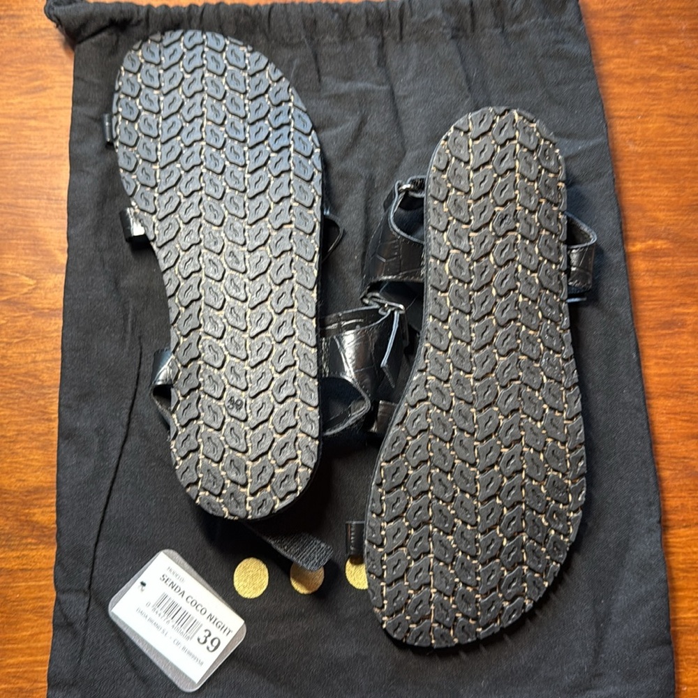 Dada brand united barefoot Senda sandals from Spain. Size 39 Brand new! - Picture 5 of 16